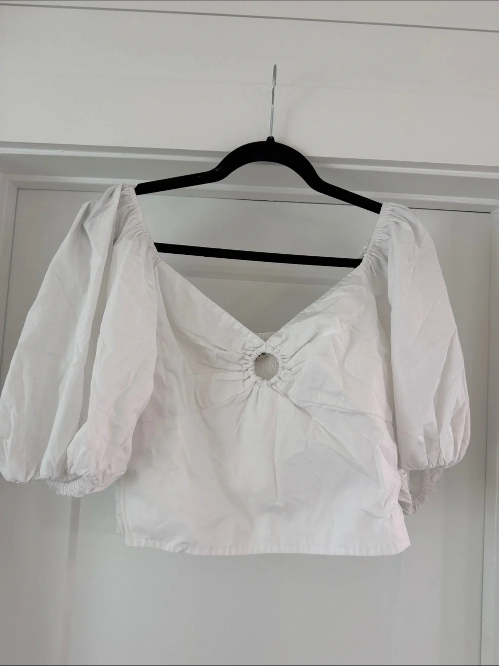 Abercrombie White Puff-Sleeve Crop Top with Ring Detail